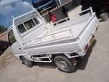 A picture of Suzuki carry inauzwa 4hll gia 5 bei ml 4 Contact