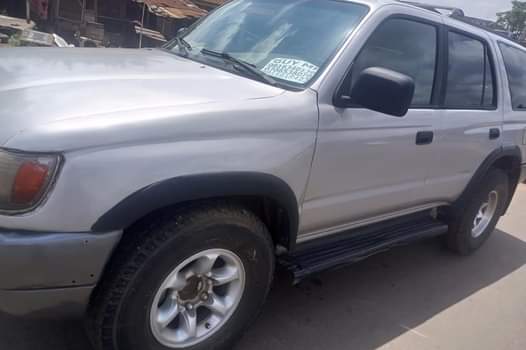A picture of Toyota 4 runner 4 plugs engine Is available with good