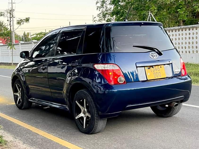 A picture of Toyota ist