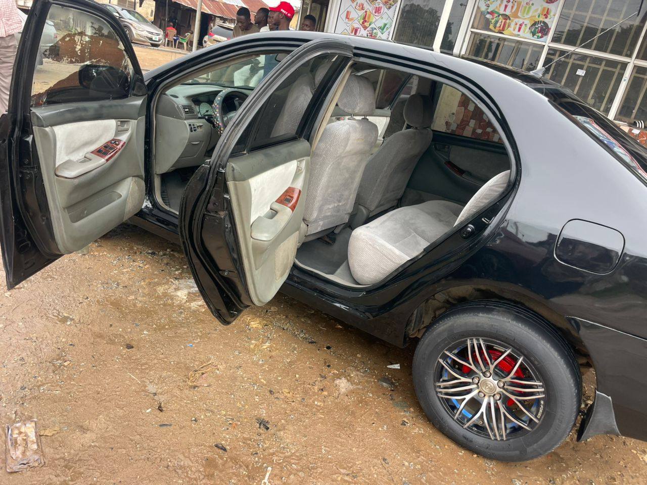 A picture of Sharp Toyota Corrola 2006