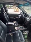 A picture of URGENT SALE Clean Reg 03 Acura MDX first body first