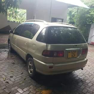 A picture of Toyota Ipsum Inauzwa