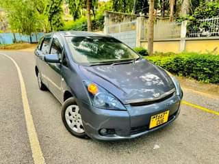 A picture of Toyota Wish CUG Engine Safi Gear Box Safi Cc1790 Km100