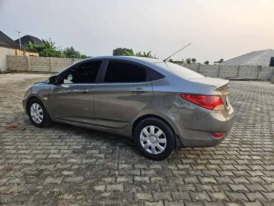 A picture of 2010 HYUNDAI ACCENT