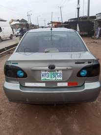 A picture of 2005 Toyota Corolla Rim cover