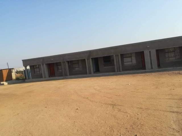 Tshepho R.