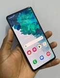 A picture of Samsung Galaxy S20FE 5g 390000 GB 128 ram 8 Android