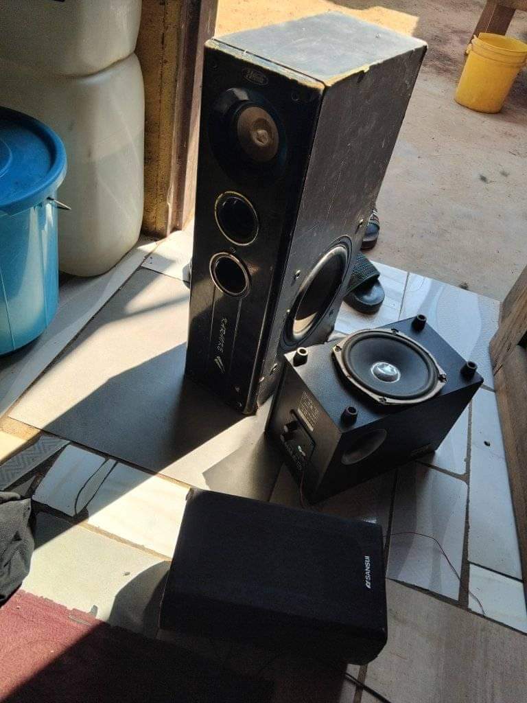 speakers