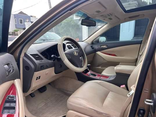 A picture of 2015 Lexus 2015 Gold