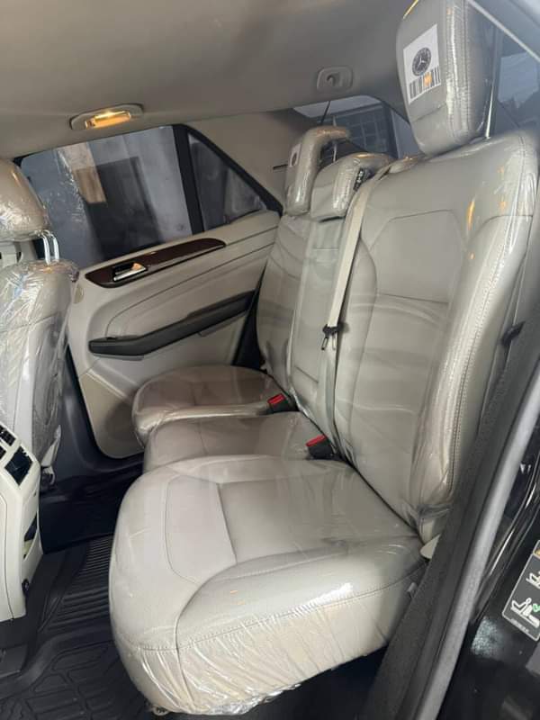 A picture of Preowned Registered but barely used 2013 ml350 FIRST BODY 10