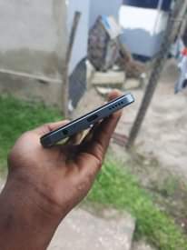 A picture of Vivo y17s