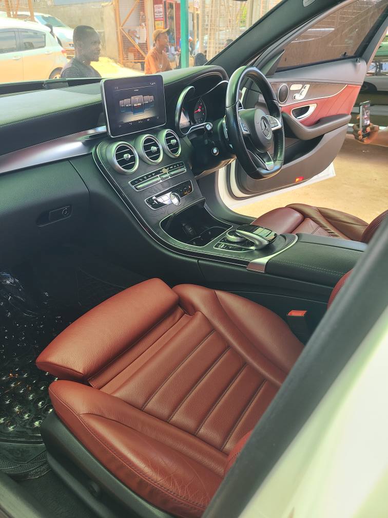 A picture of Mercedes Benz C200 2017 model