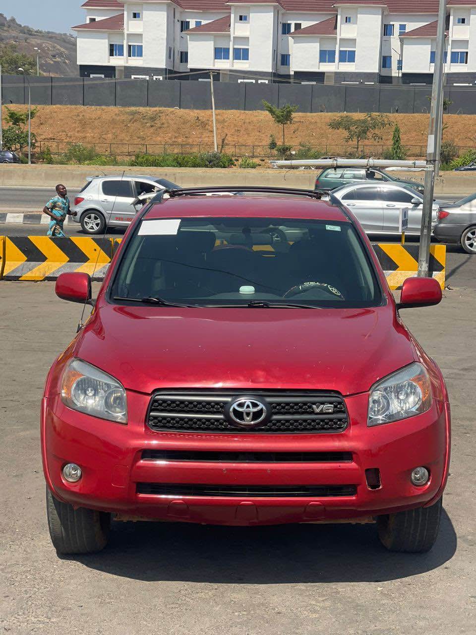 A picture of Mad Distress sale 2008 Toyota Rav 4