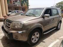 A picture of Honda pilot