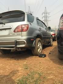 A picture of Lexus RX 300