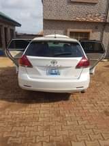 A picture of Toyota venza 2012 location Abeokuta price 10m contact 07032522997