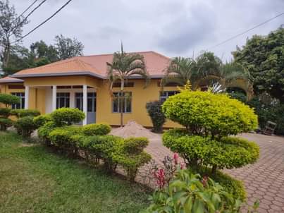 A picture of bungalow house available for rent at kacyiru near king Faisal