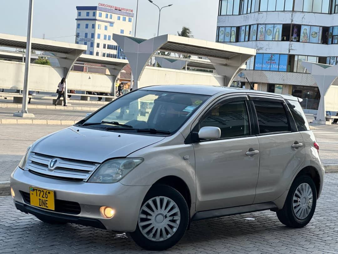 used toyota ist