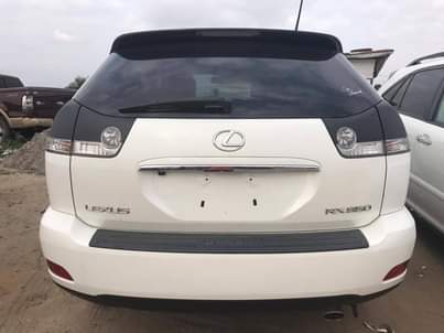 A picture of URGENT BUYERS 09030318568 CLEAN Lexus RX350 Year 2009 Model Foreign