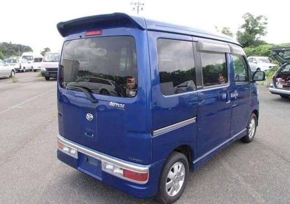 A picture of Suzuki mini bus