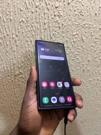 A picture of Samsung s22 ultra 5g
