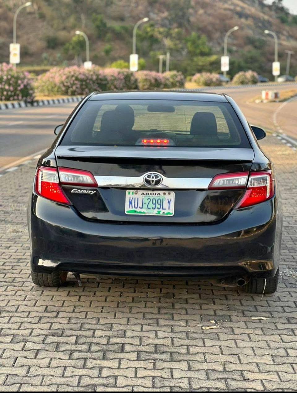A picture of 2012 TOYOTA CAMRY Toks Standard