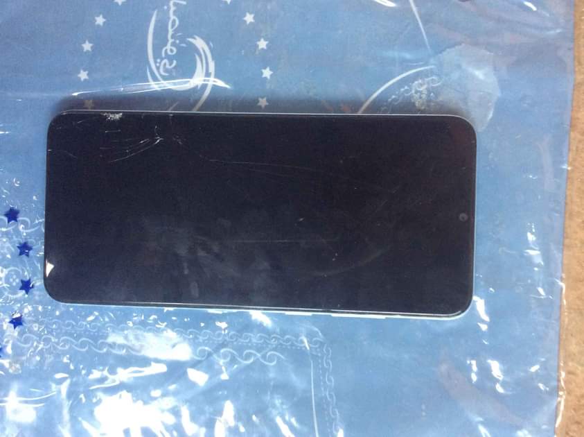 A picture of Samsung 64gb and 6 ram on sale