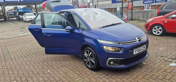 A picture of 2016 Citron picasso c4 engine