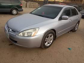A picture of Honda accord 2005 model aka Eod 4 sale Super Clean