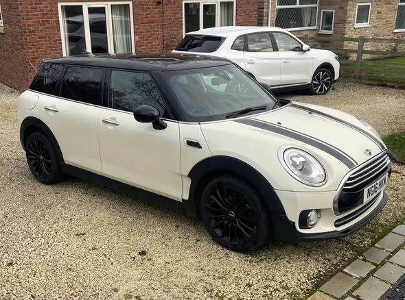 mini cooper clubman