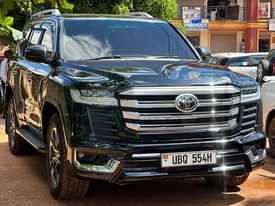 A picture of Toyota Landcruiser V8 2022