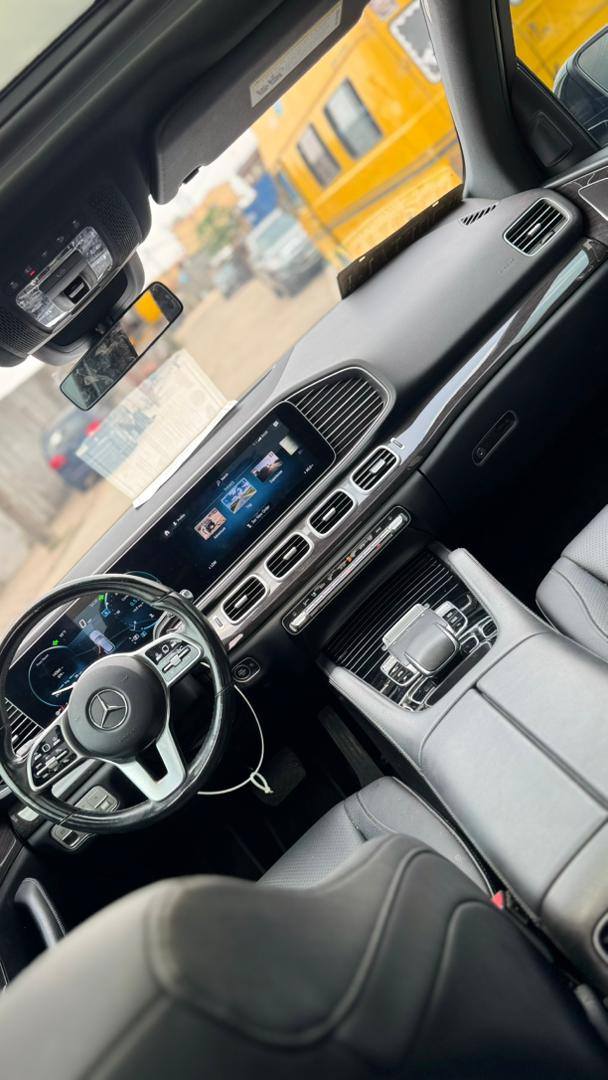 A picture of Mercedes Benz GLE350 2020 Tokunbo