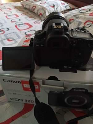 A picture of Camera Canon 90D for sell 3 500 000 No 0716002323