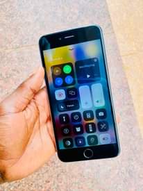 A picture of iPhone 6s Plus 64Gb at 200k