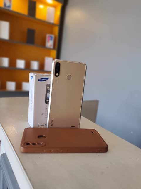 tecno spark