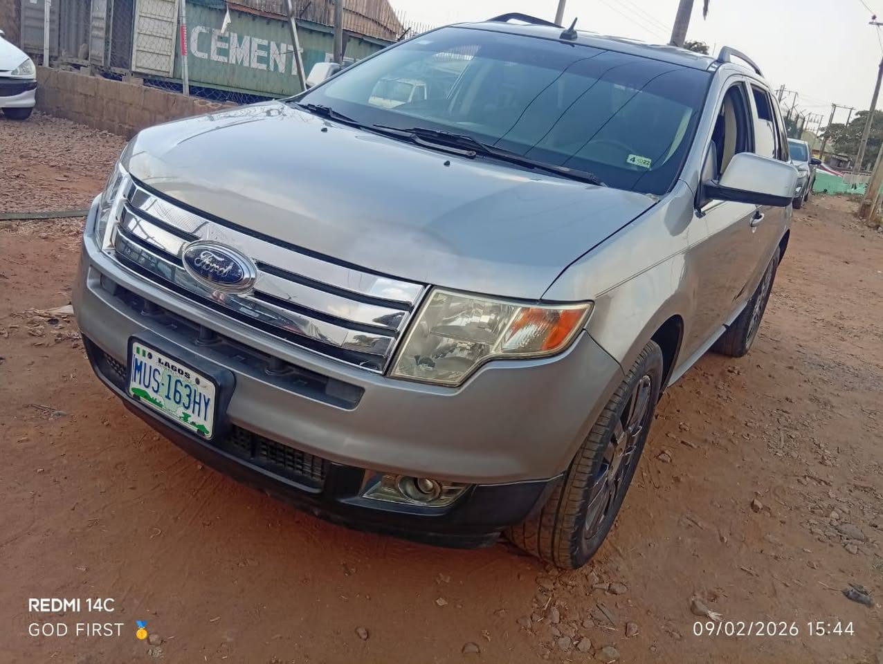 A picture of Distress sale ford edge 2008 in excellent condition