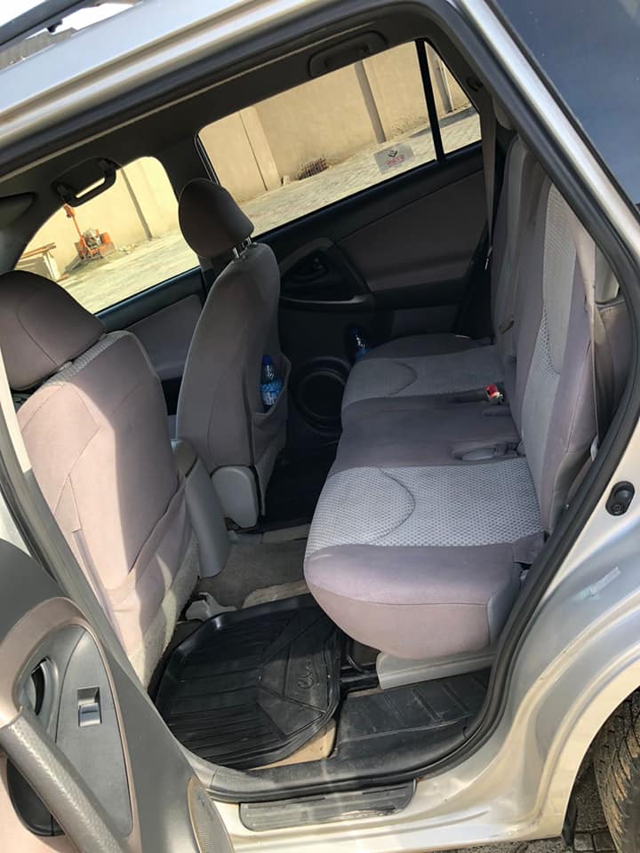 A picture of Toyota RAV4 2008 model