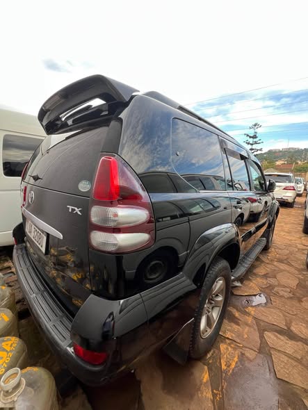 A picture of 2010 Toyota Land Cruiser PRADO TX0765424123 0709446672