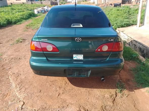 A picture of 2001 Toyota Corolla okerejuowoelo small but might toyota corolla