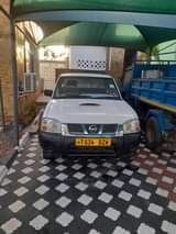 A picture of Nimeshusha Bei top. bei 14m Nissan hardbody Manual Dar 0712408844