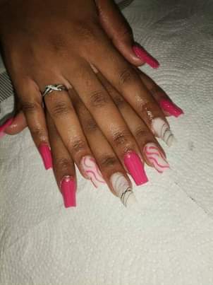 Tsholo N.