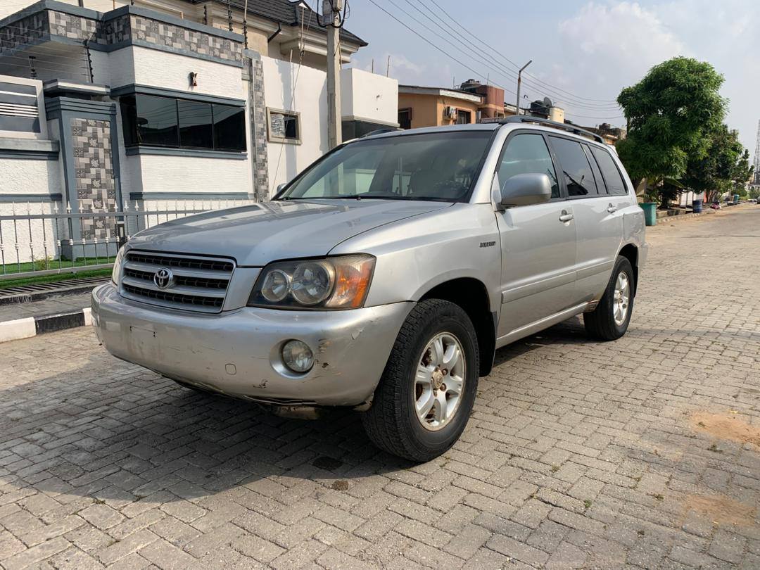 A picture of Registered Toyota Highlander 2003 limited