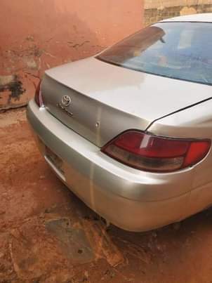 A picture of 2001 Toyota solara 2001 No fourt