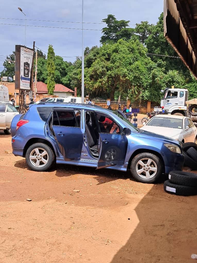 A picture of Toyota Rav 4