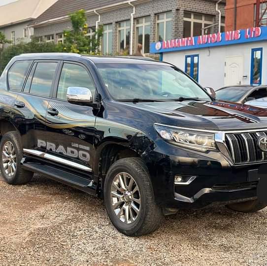 A picture of Toyota Landcruiser Prado 2019 Model