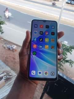 A picture of Oppo A77s