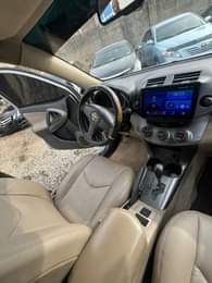A picture of Brand Toyota Model RAV4 Year 2008 AC cooling Price 5