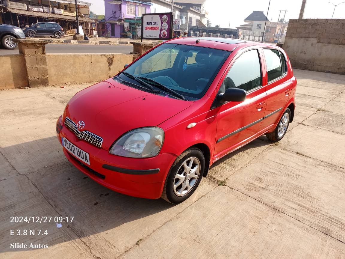 A picture of Clean Toyota Yaris