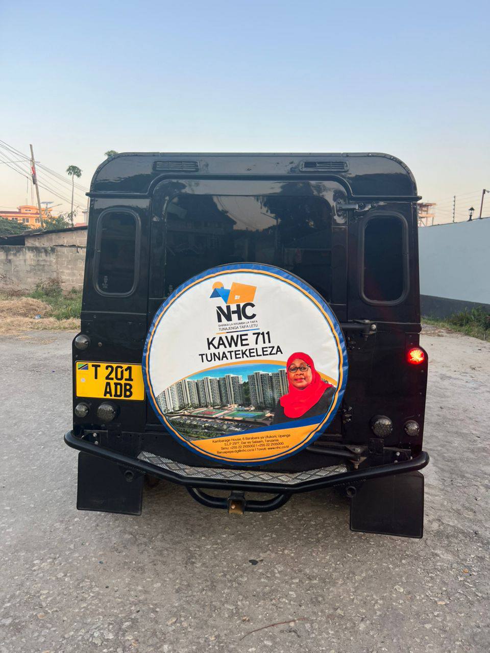 A picture of Land Rover Defender Bei mil 25 Ipo DSM Engine 200