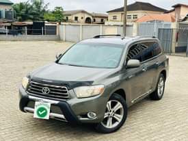 A picture of REG TOYOTA HIGHLANDER LIMITED EDITION 2009 ENGINE GEAR AND AC